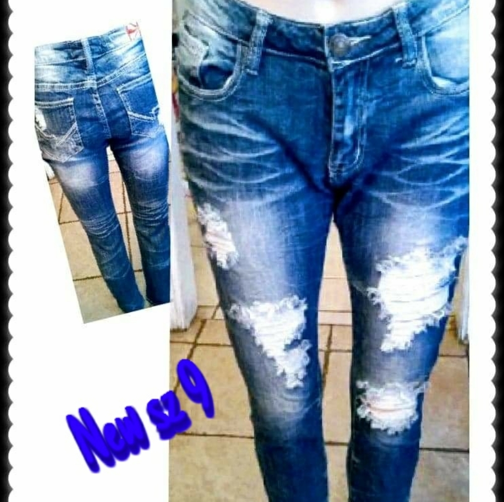 Woman's skinny jeans